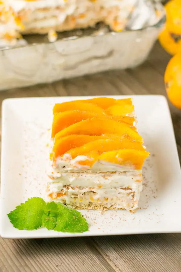 Mango float is a popular dessert in the Philippines. It also goes by the names: Mango Royale or Crema de Mangga. A Filipino icebox cake made of graham crackers, whipped cream, sweetened condensed milk, and ripe mangoes.